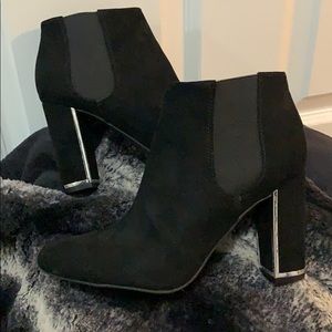 Unisa black suede booties with chrome edge NEW